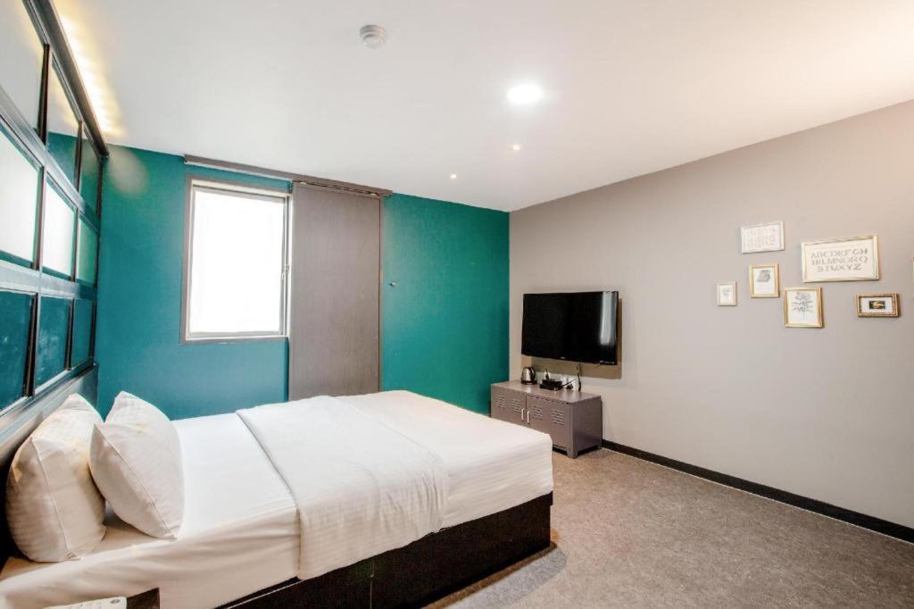 M7 Business Hotel Chilgok Екстер'єр фото