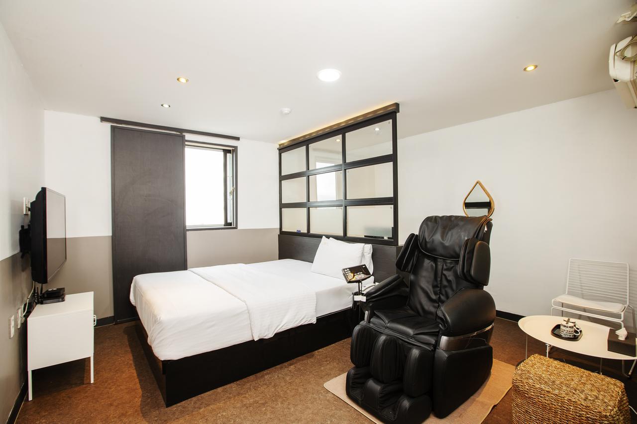 M7 Business Hotel Chilgok Екстер'єр фото